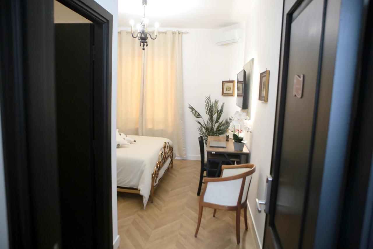 Roma Imperial Suites Екстер'єр фото